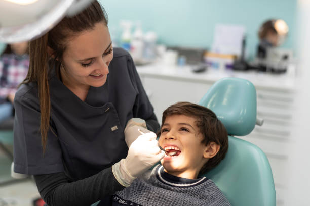 Best Emergency Tooth Extraction in Clearlake Oaks, CA